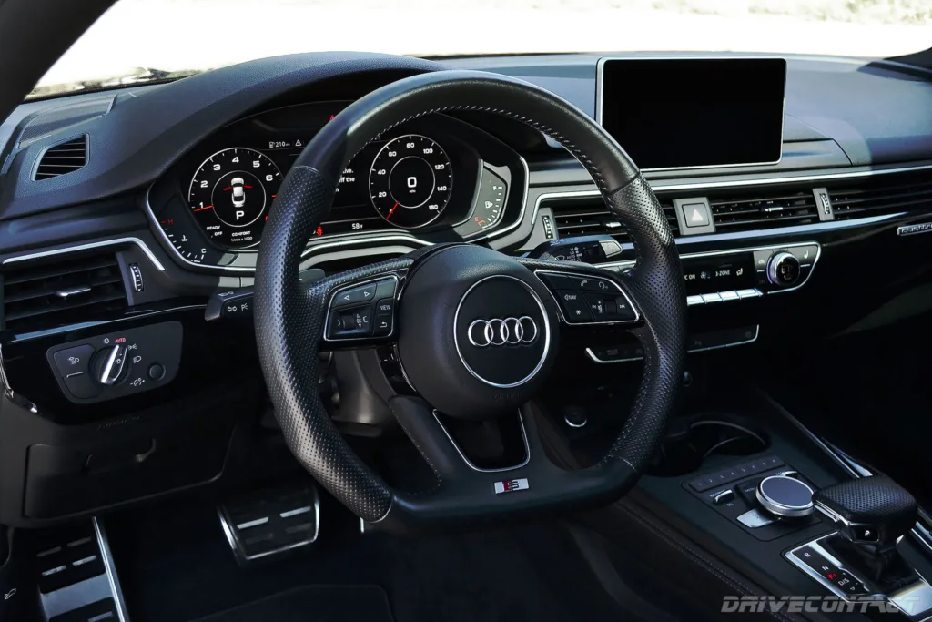 Audi A5 Quattro S-line Premium Plus 2.0 - 2019 interior