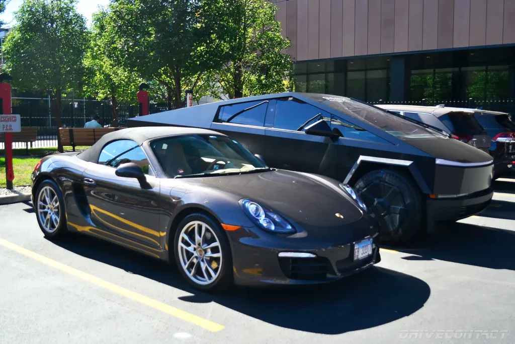 Chicago Car Collective Takes Over Randolph Street: the West Loop Car Show