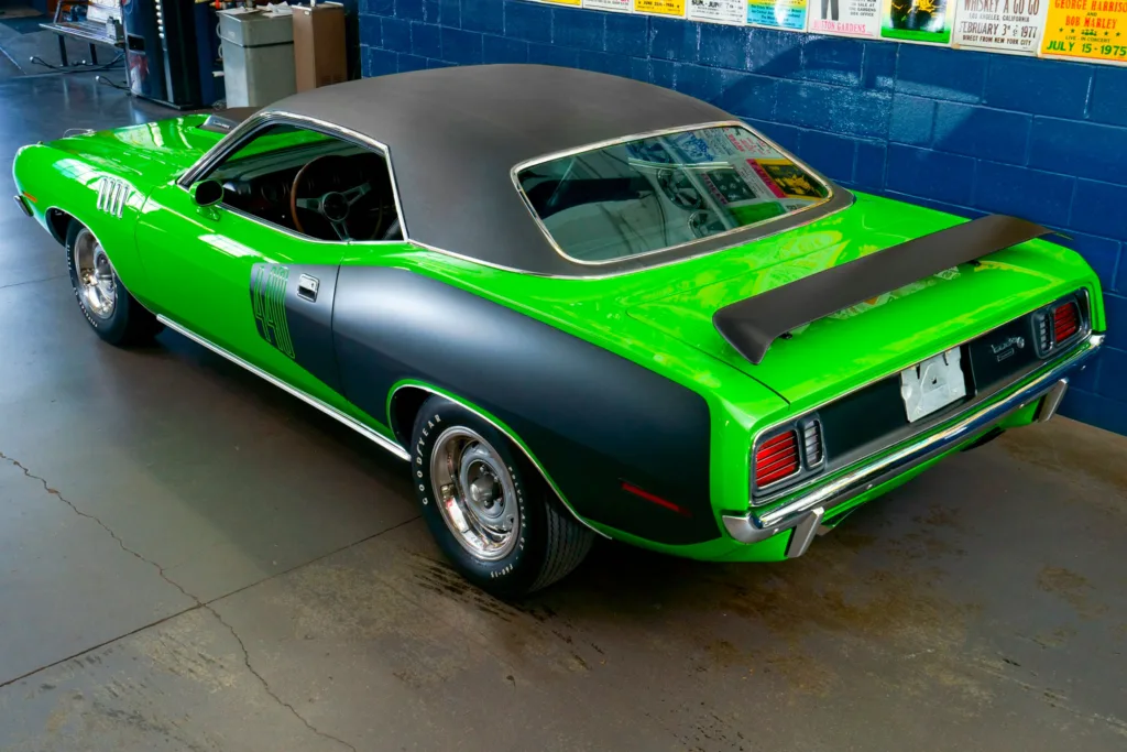 1971 Plymouth Cuda 440 Six Pack
