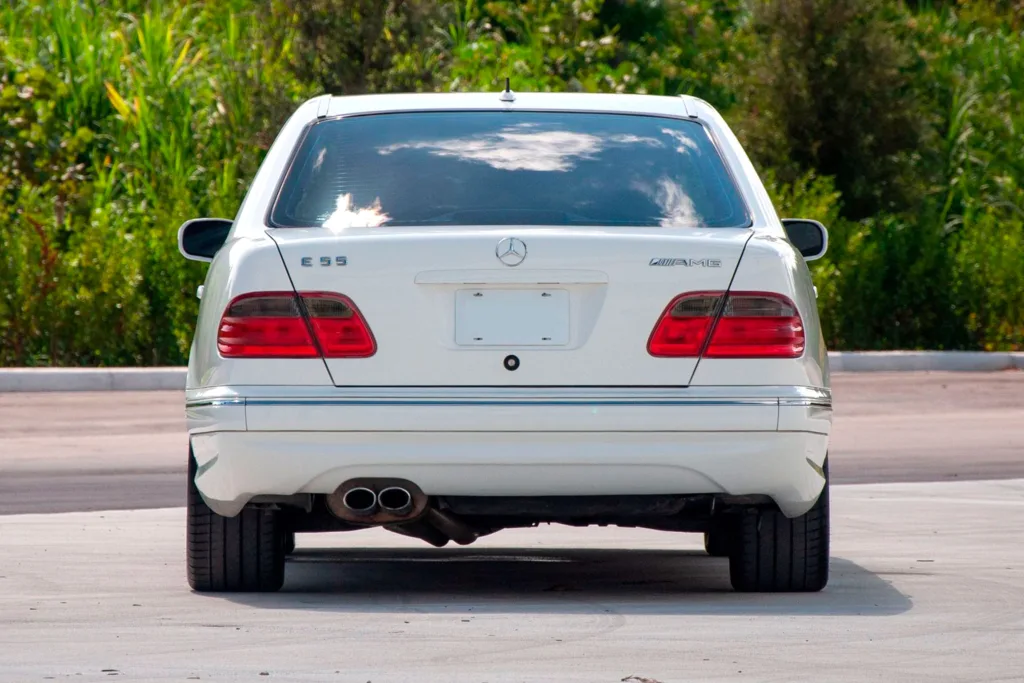 2000 Mercedes-Benz E 55 AMG