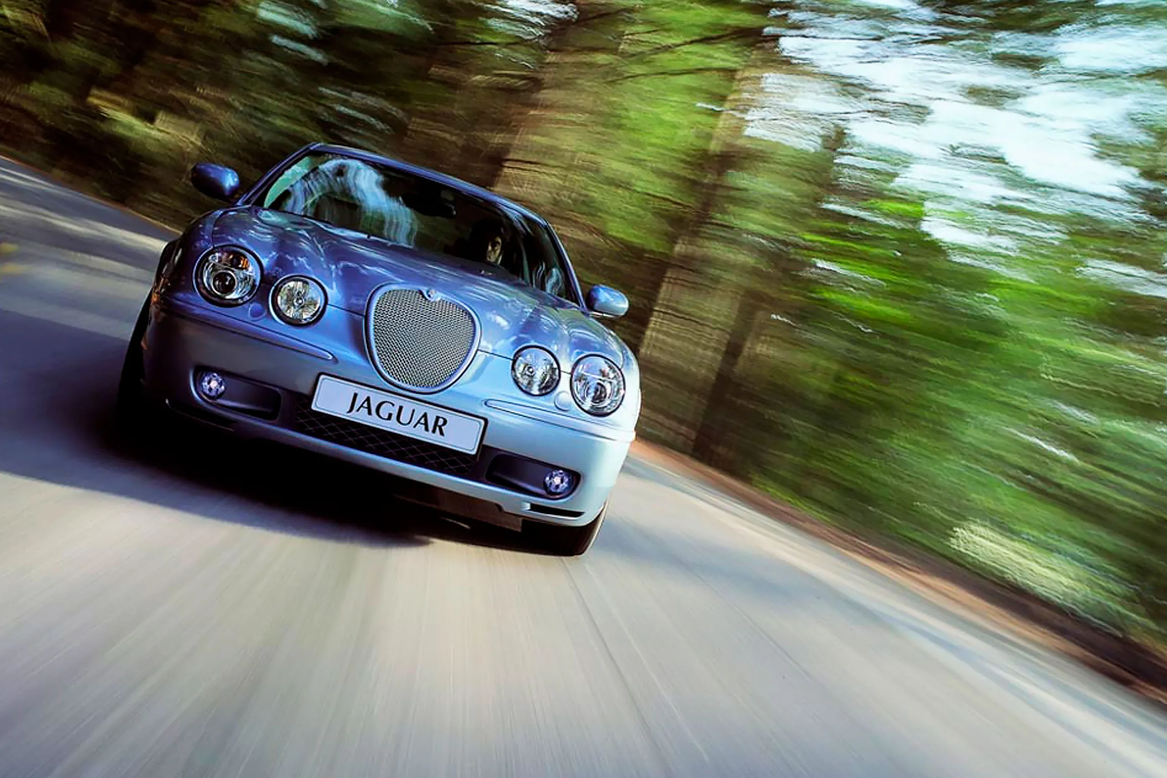 Jaguar S-Type R – 2002