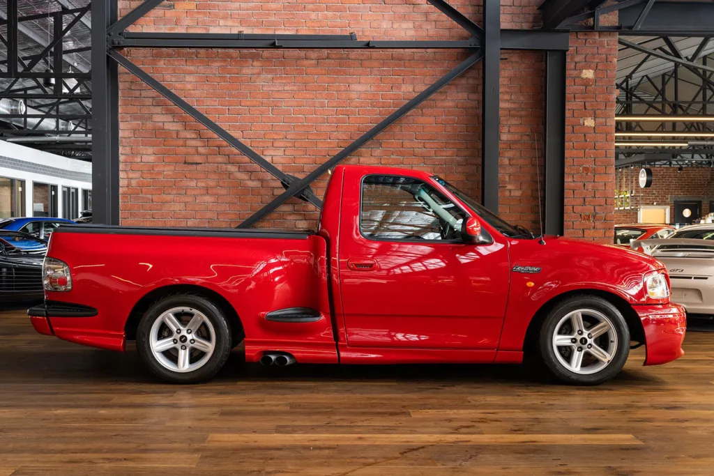 2003 Ford SVT F-150 Lightning