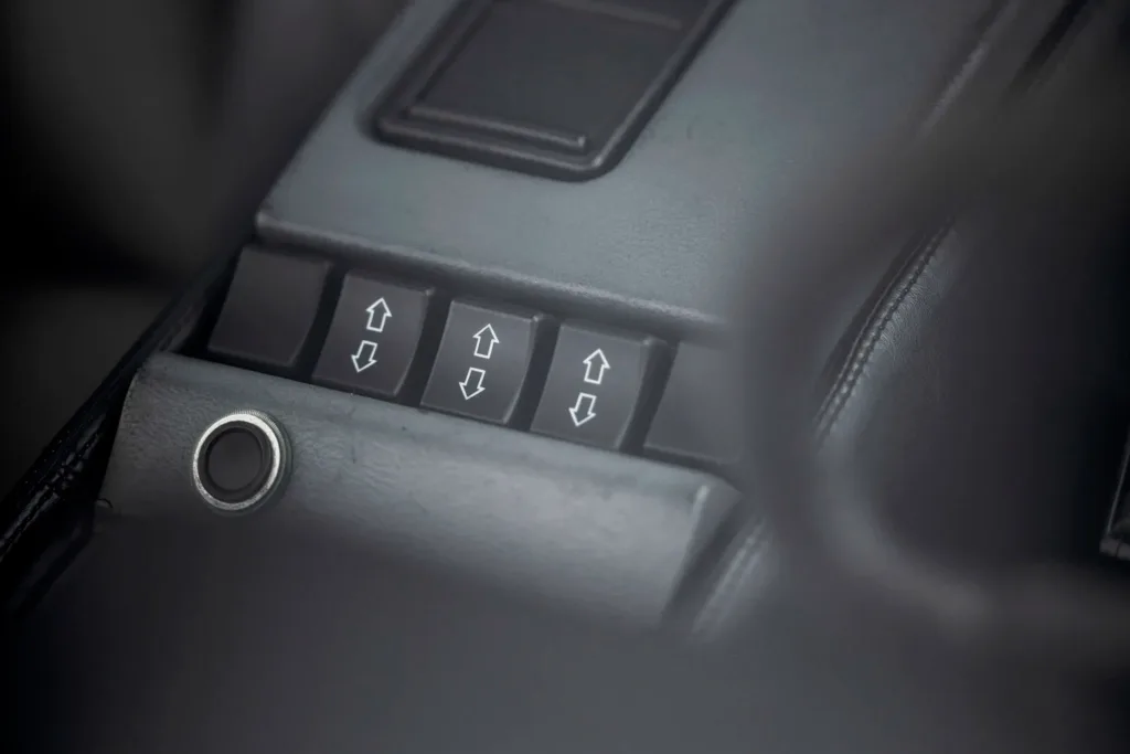 2004 DeLorean DMC-12 S2