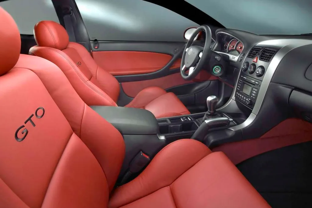 2004-Pontiac-GTO-5.7-Coupe