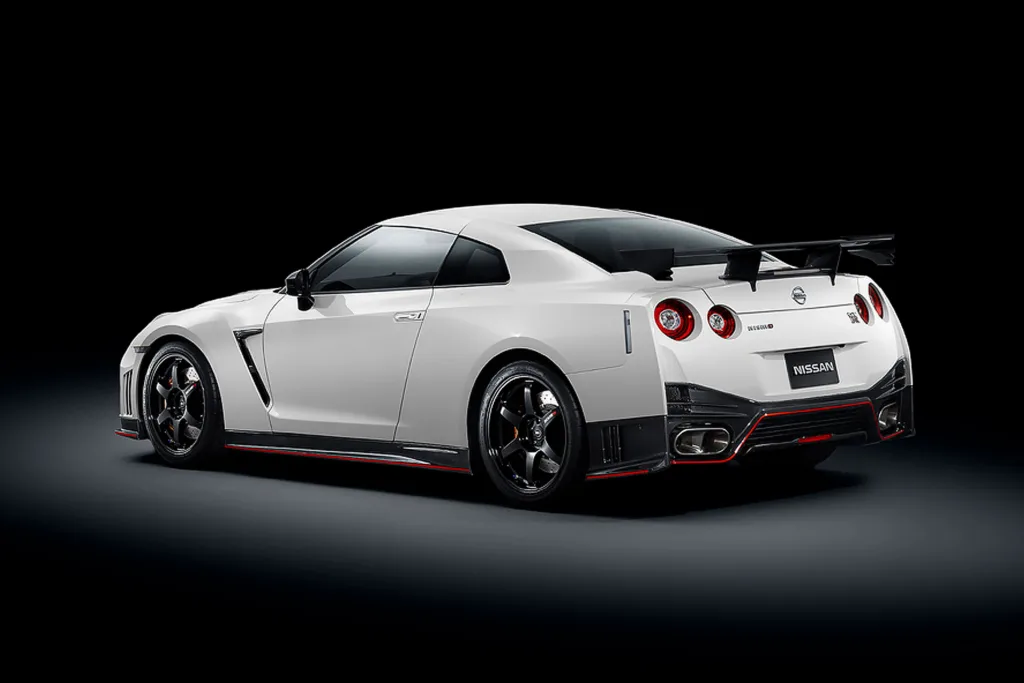 2014 Nissan GT-R NISMO