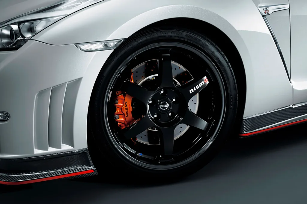 2014 Nissan GT-R NISMO