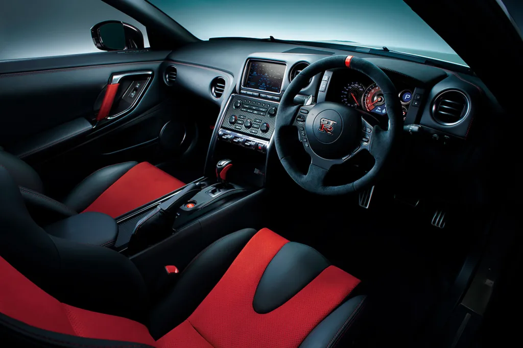 2014 Nissan GT-R NISMO