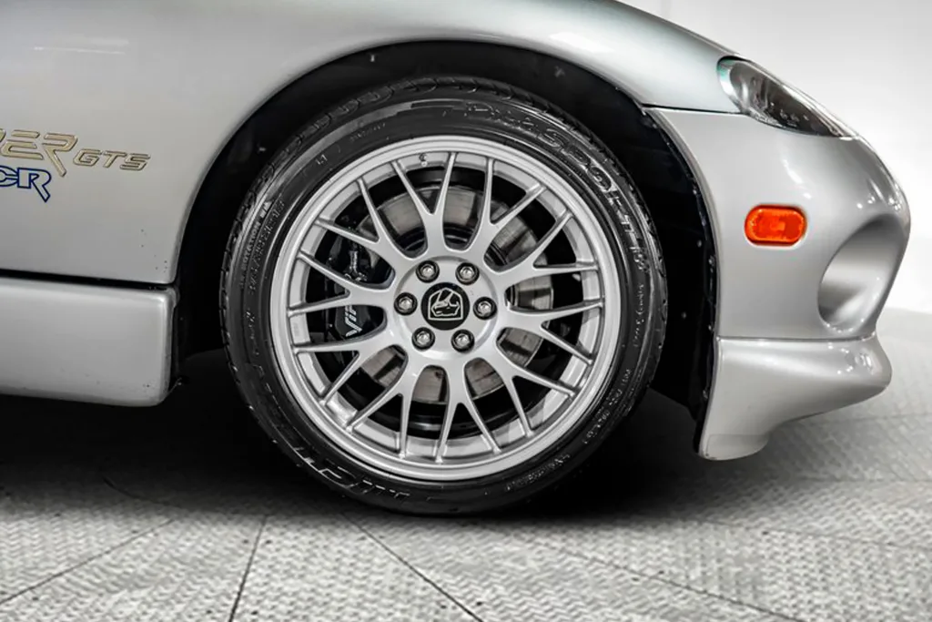 1999 Dodge Viper GTS