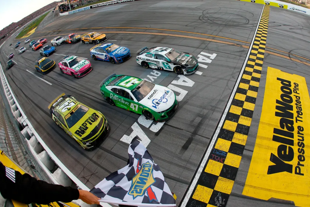 NASCAR Talladega speedway finish