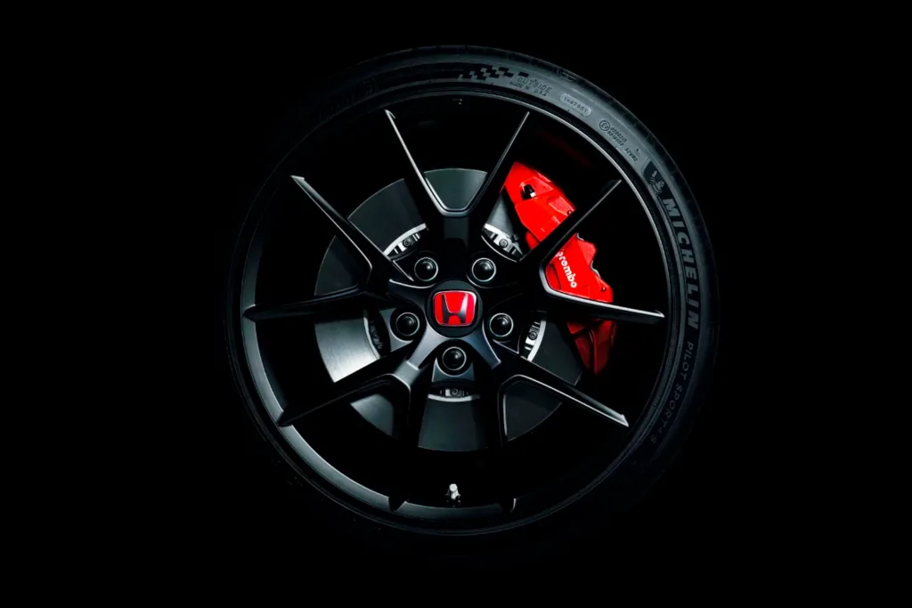 Honda Type R Brembo brakes