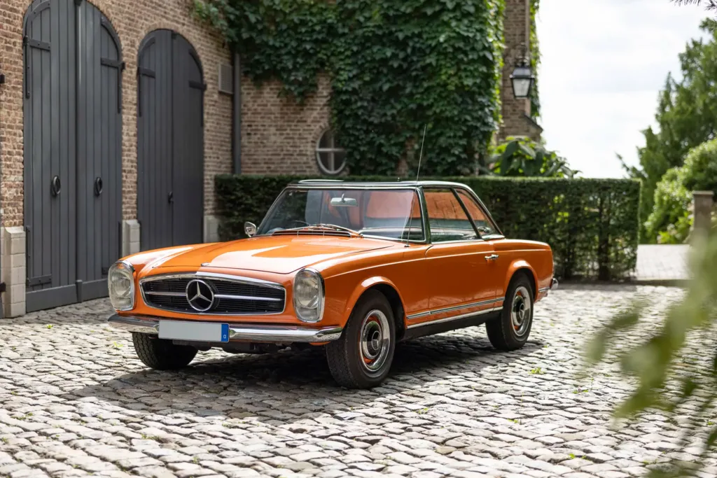 1963 Mercedes-Benz 230 SL