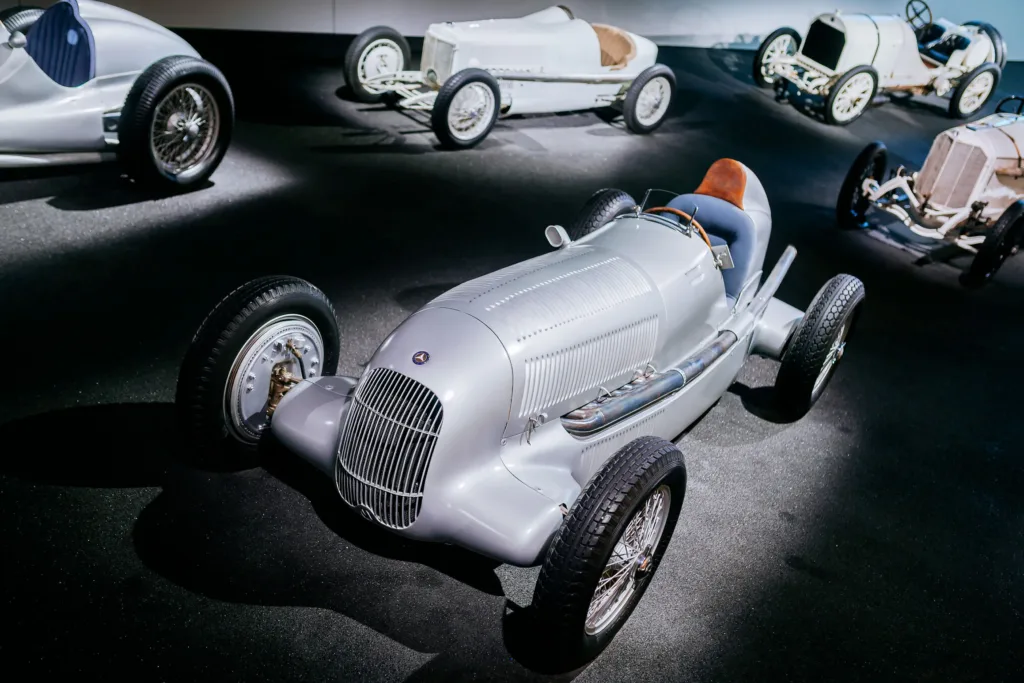 Silver Arrows Mercedes-Benz W 25 Formula racing car of 1934