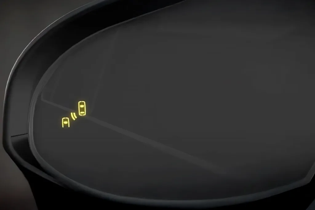 How does Toyota Blind Spot Monitoring work?