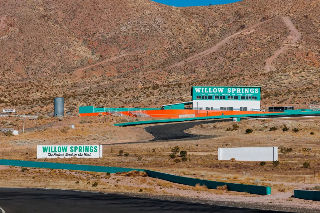 Willow Springs raceway